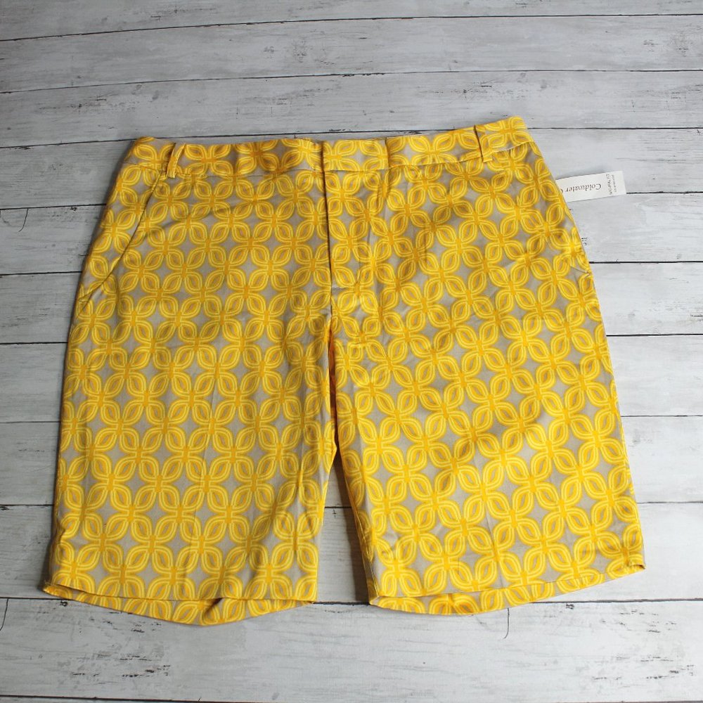 Coldwater Creek Women's Bermuda Shorts Size 16 Floral Natural Fit